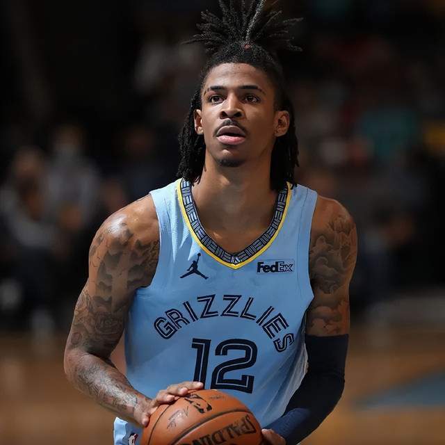 技惊四座，麦克托米奈开场3分钟为苏格兰打入一粒精彩的倒钩（开场仅3分钟，麦克托米奈倒钩破门惊艳全场）