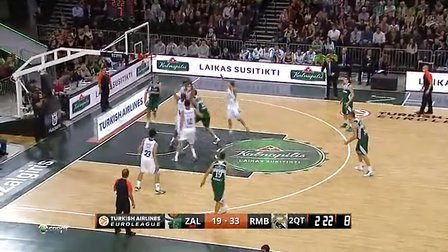 瓦基弗费内争新赛季首冠！中国球员还未到位，两队曾各5次夺冠（瓦基弗与费内冲击新季首冠：中国球员尚未归队，双方均曾5夺桂冠）