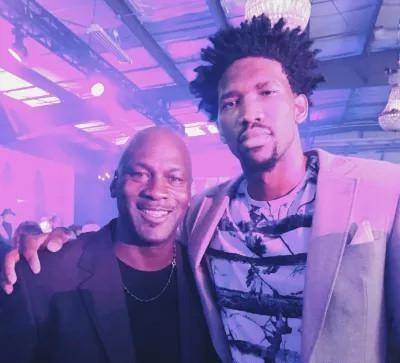 JDG官方：Tabe正式担任JDG战队主教练（JDG宣布Tabe正式出任主教练）