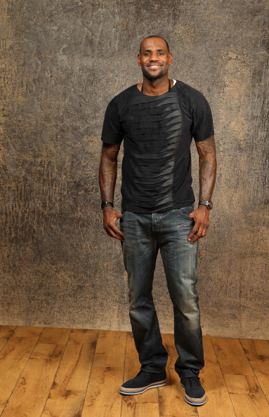 佩杜拉：尤文冬窗想补强中场、右后卫、中卫，已瞄准多名球员（佩杜拉：尤文冬窗锁定多名引援目标，重点补强中场、右后卫与中卫）