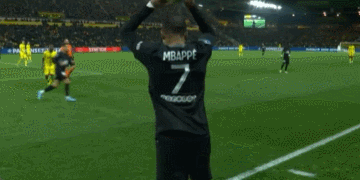 世界杯会只带一个中锋吗？图赫尔：有可能，但我不认为会发生